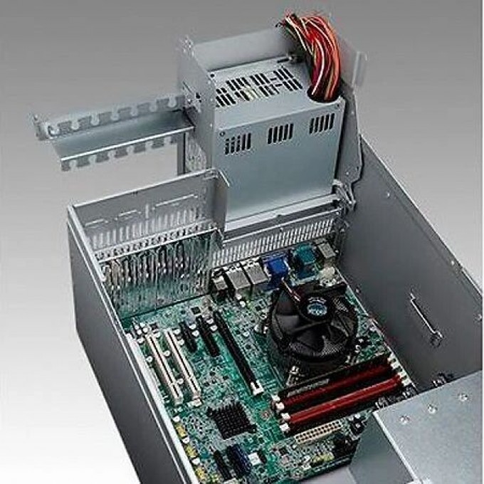 Корпус для промышленного компьютера ADVANTECH Серия IPC IPC-7130L-30ZE