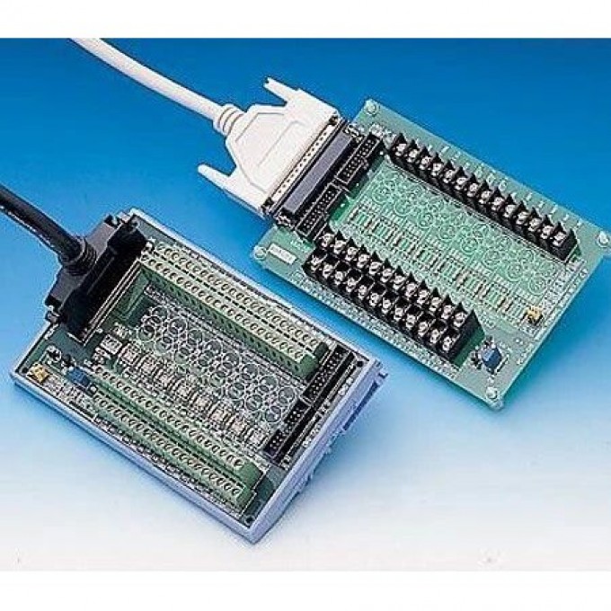 Клеммный адаптер Advantech PCLD-8710-AE