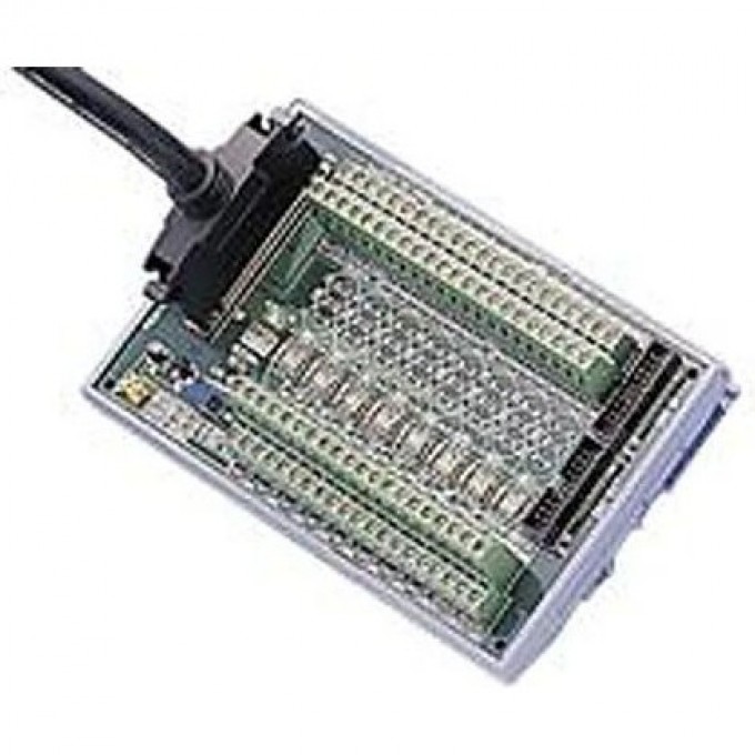 Клеммный адаптер Advantech PCLD-8712-AE